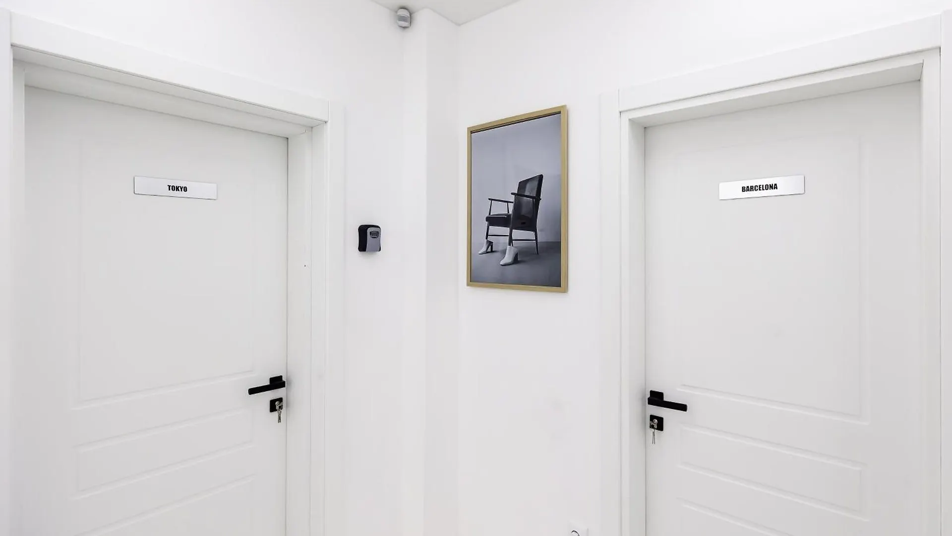 Bucharest Studios La Room