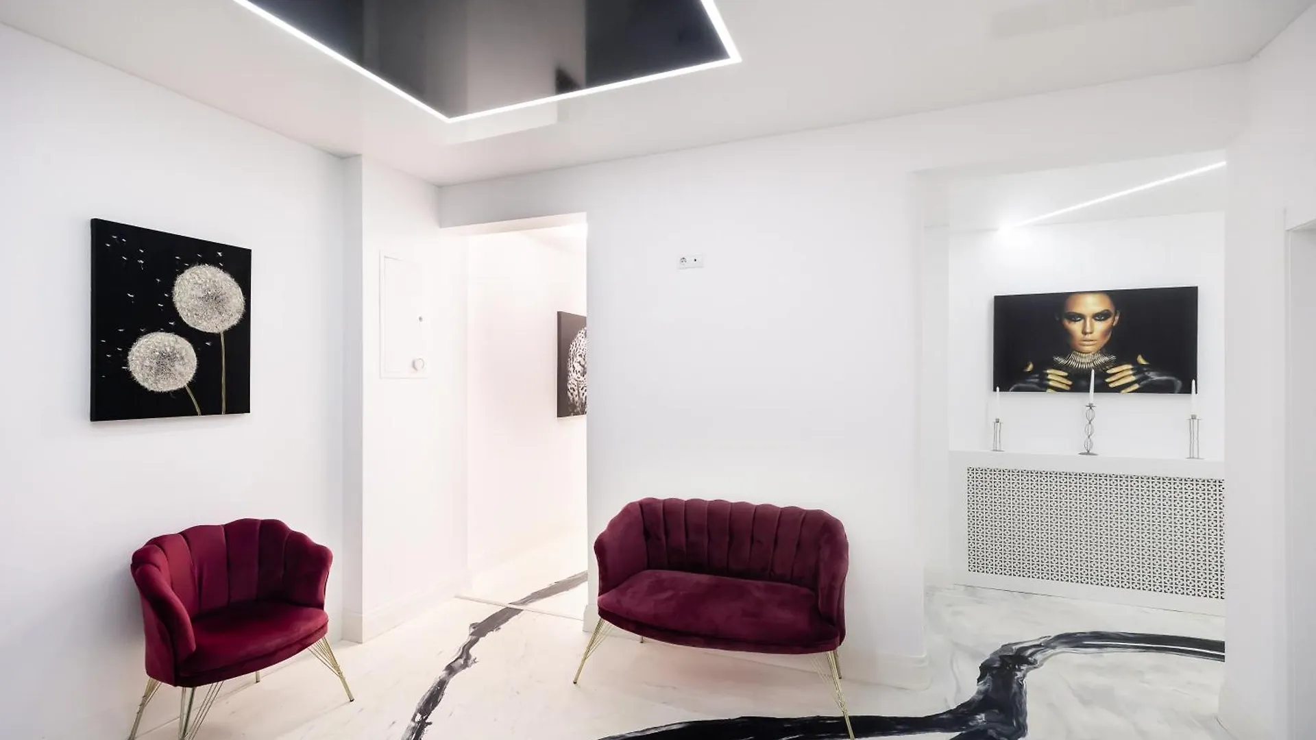 Bucharest Studios La Room 0*,  Rumänien