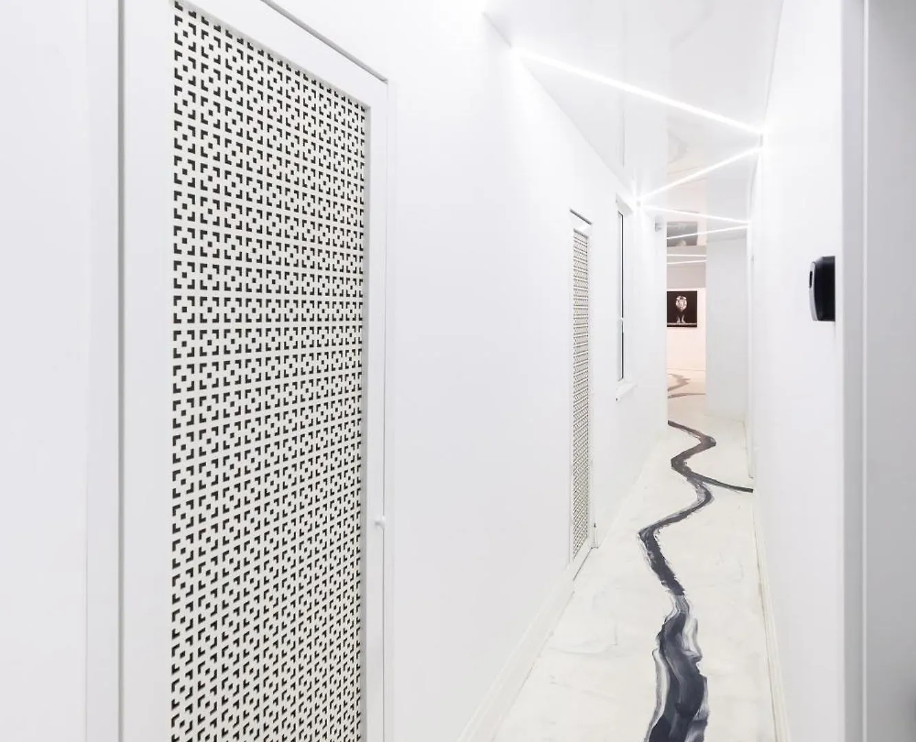 アパートホテル Bucharest Studios La Room